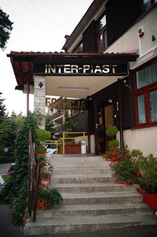 Ow Inter Piast Kalbornia - Z Wlasna Plaza Z Kapieliskiem I Przystania Dąbrówno Exteriör bild