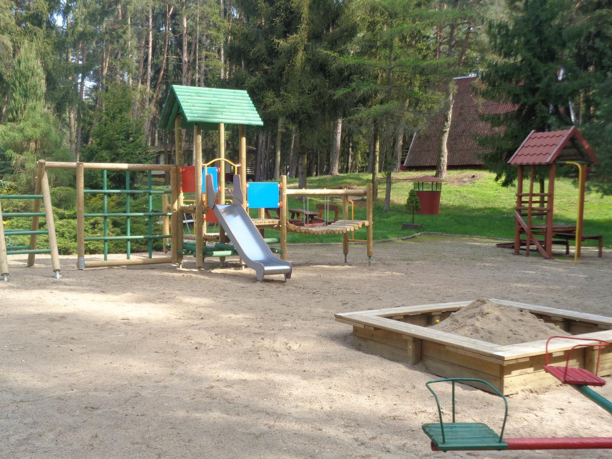 Ow Inter Piast Kalbornia - Z Wlasna Plaza Z Kapieliskiem I Przystania Dąbrówno Exteriör bild